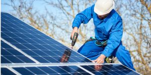 Installation Maintenance Panneaux Solaires Photovoltaïques à Thaims